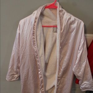 Little giraffe Faux Fur and Satin Robe